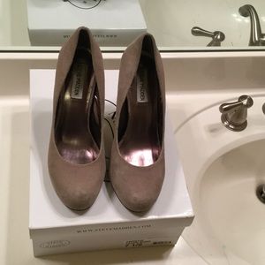 Steve Madden Pumps