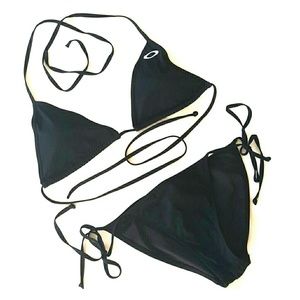 Women's Oakley 2 pc black bikini