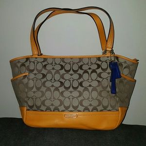 Spring Coach Tote