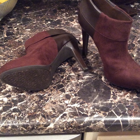 Jessica Simpson boots - Picture 2 of 2