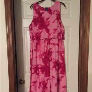Pink tie-dye maxi dress