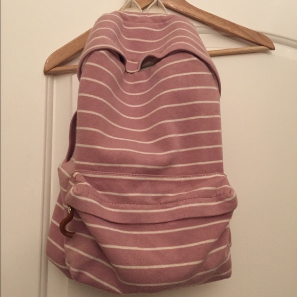 Brandy Melville Collection part 3 - Picture 3 of 3