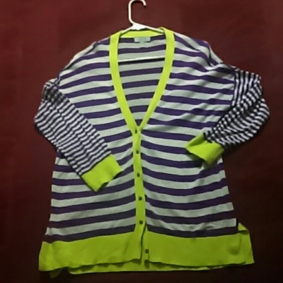 Button-up lightweight,linen blend,3/4 sleeve