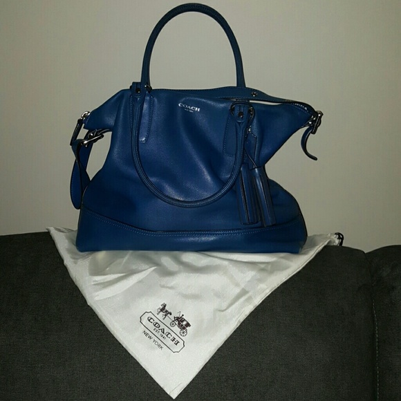 All leather Coach shoulder bag