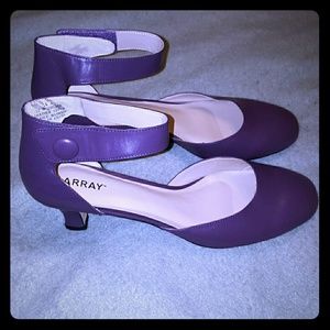 Super Cute Kitten Heels