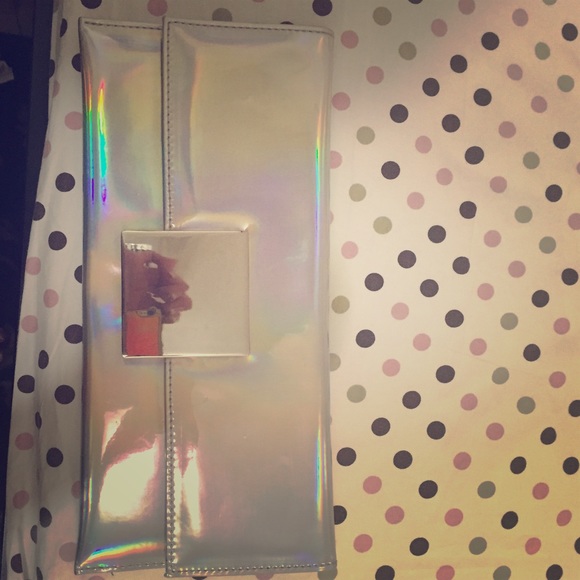 Silver clutch