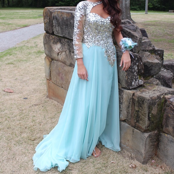 blue prom dress