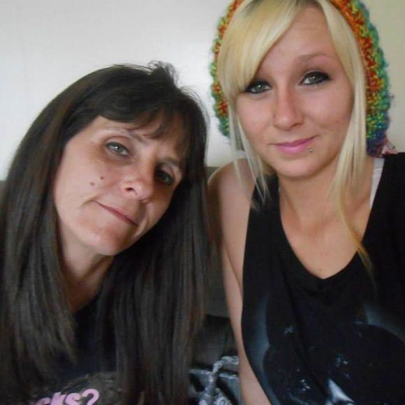 Meet your Posher, Lillian - Picture 1 of 1