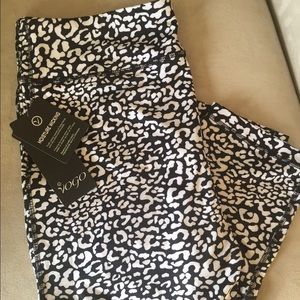 Black & White Patterned VOGO Workout Pants