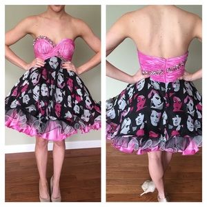 Size 6 Mac Duggal cocktail dress