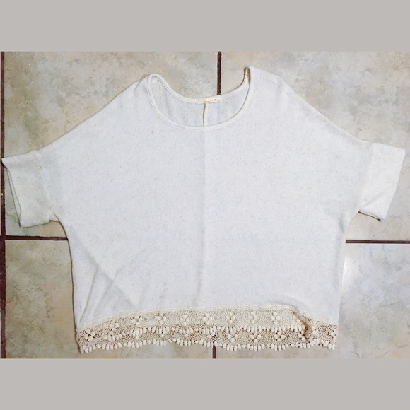 Cream top - Picture 1 of 1