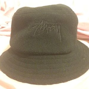 Stussy bucket hat