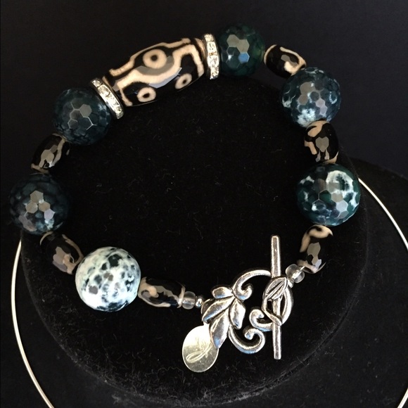 Turquoise & Black Bracelet w/ Silver Hardware