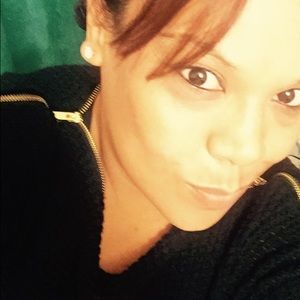 Meet your Posher, Angie