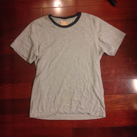 thrifted men's ringer t shirt