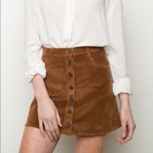 ⚡️SALE⚡️Brandy Melville NANNA CORDUROY SKIRT