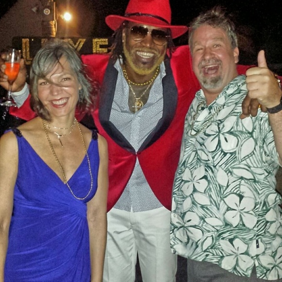 Meet your Posher, Tamara - Picture 2 of 4