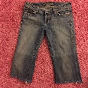 American Eagle capris 🌸