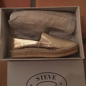 Steve Madden Gold espadrilles