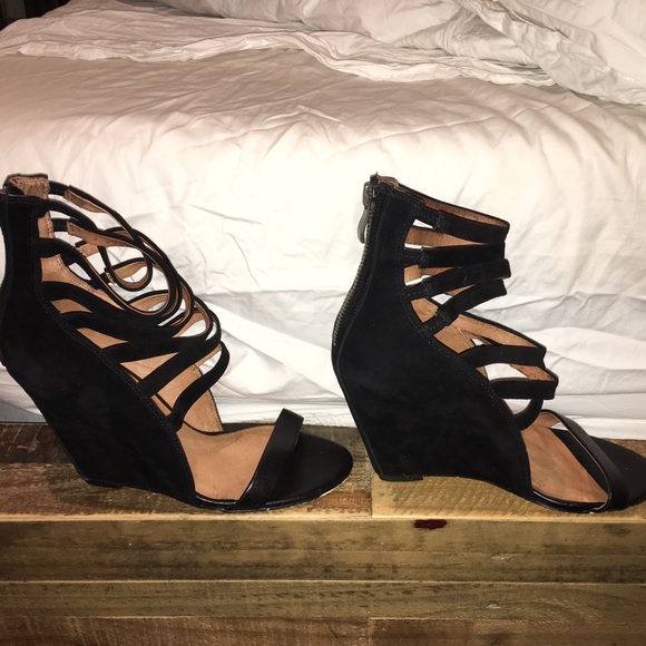 Strappy black suede wedge shoes from LF !
