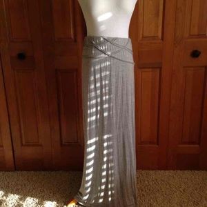 Mac studio maxi skirt