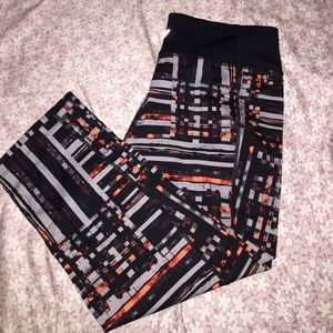 Capri Betsey Johnson performance pants