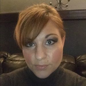 Meet your Posher, Kristi-lee