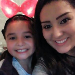 Meet your Posher, Paola