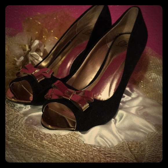 Black with a gold bow open toe suede heels