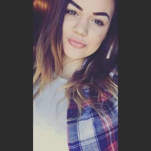 Meet your Posher, Ellie