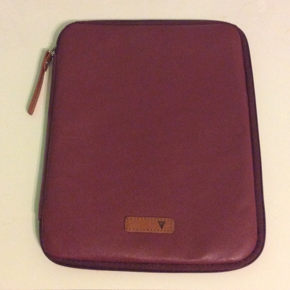 Leather ipad case for gen 1-air NWOT