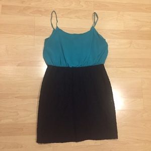 Windsor Chiffon and Lace Dress💅🏼