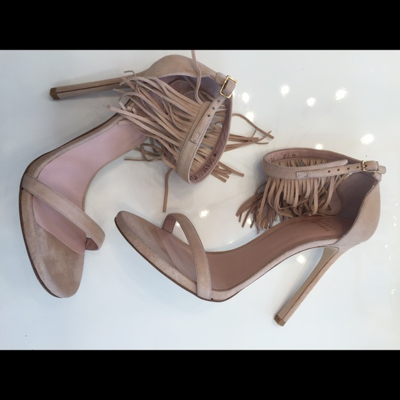 Love fringe sandal