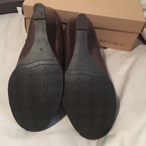 🎉MARKDOWN🎉 Brown wedge leather booties - Picture 4 of 4