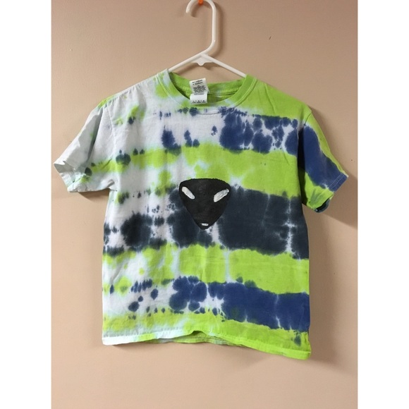 Alien tye dye tshirt