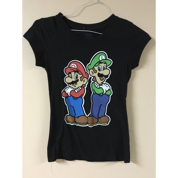 Super Mario brothers tshirt