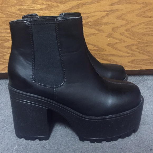 poshmark chelsea boots