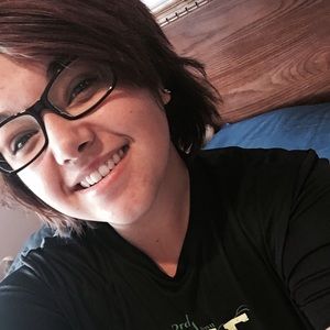 Meet your Posher, Cierra