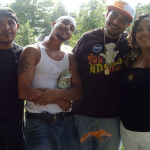 Meet your Posher, Theas