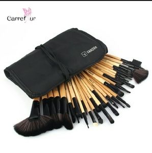 32 pc professional make up brush and case