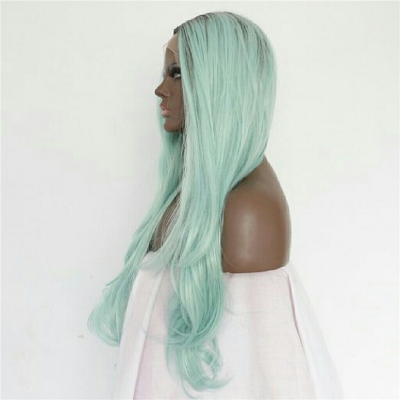 Beautiful  Long Ombre Green Wig 26 inches!! main image 3