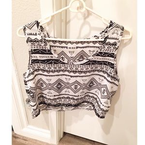 Mix lines Korean style cropped top