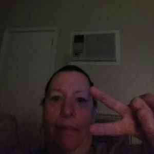 Meet your Posher, Adrienne