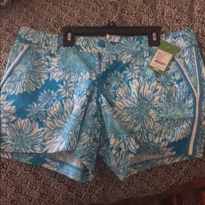 Size 8 Lilly Pulitzer lion in the sun