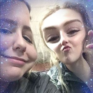 Meet your Posher, Aurora