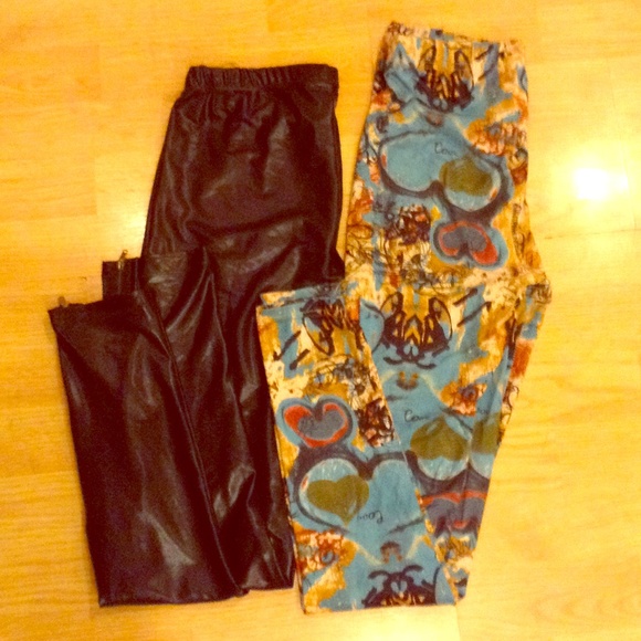 2pair of leggings
