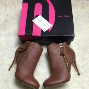 Michael Antonio Heels