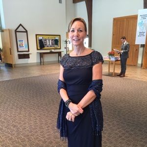 Meet your Posher, Liz