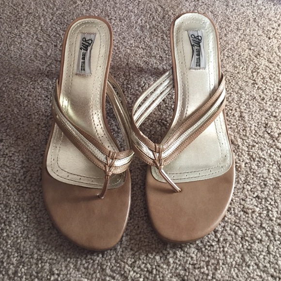 SM New York Sandals