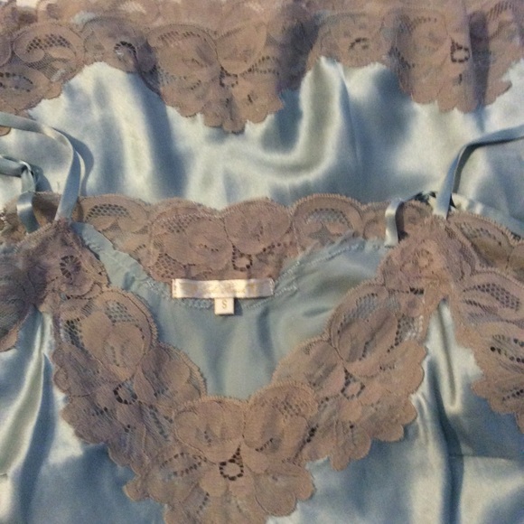 Lace and satin Camisole sz.sm - Picture 3 of 3